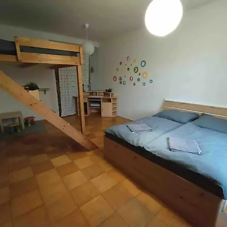 Family Mk Apartment Prague